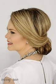 .Elegantly Wrapped Chignon for wedding hairstyle.
